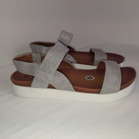 Silver slip on straps platform sandals size 10 - Picture 1 of 9